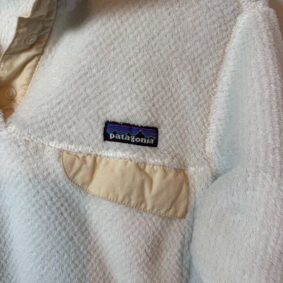 Patagonia Women's Re-Tool Snap-T Pullover in Raw Linen - White X-Dye, Size M - Picture 3 of 5